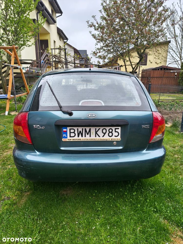 Kia Rio 1.3 RS - 4