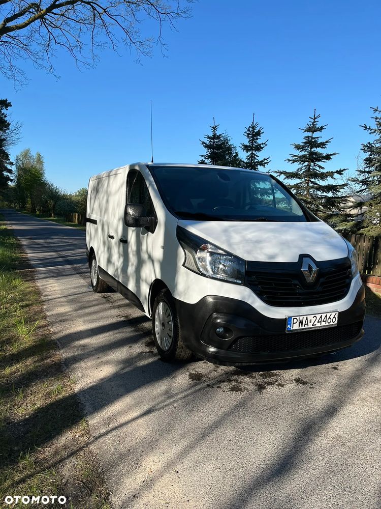 Renault TRAFIC - 2
