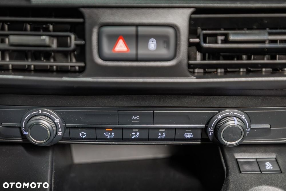 Toyota Proace City - 32