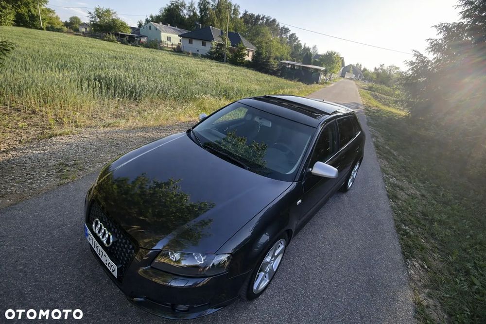 Audi A3 Sportback 3.2 quattro (DSG) S tronic S line Sportpaket plus - 2