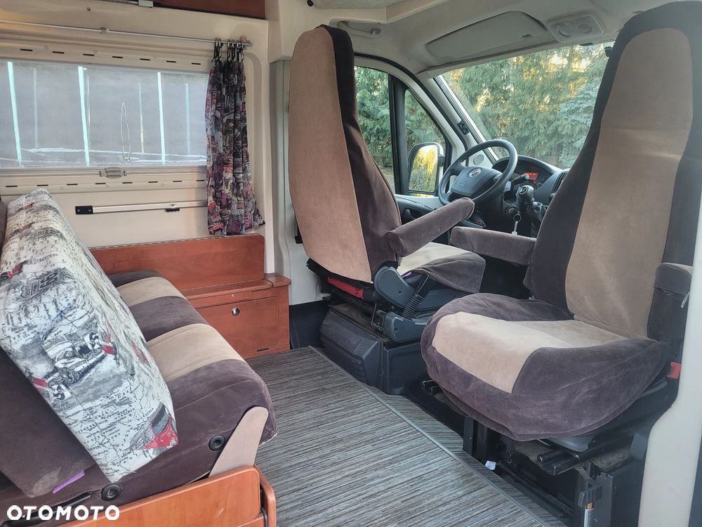 Fiat Font VENDOME - 22