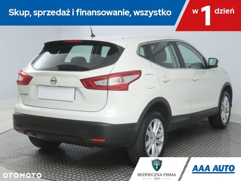 Nissan Qashqai - 7