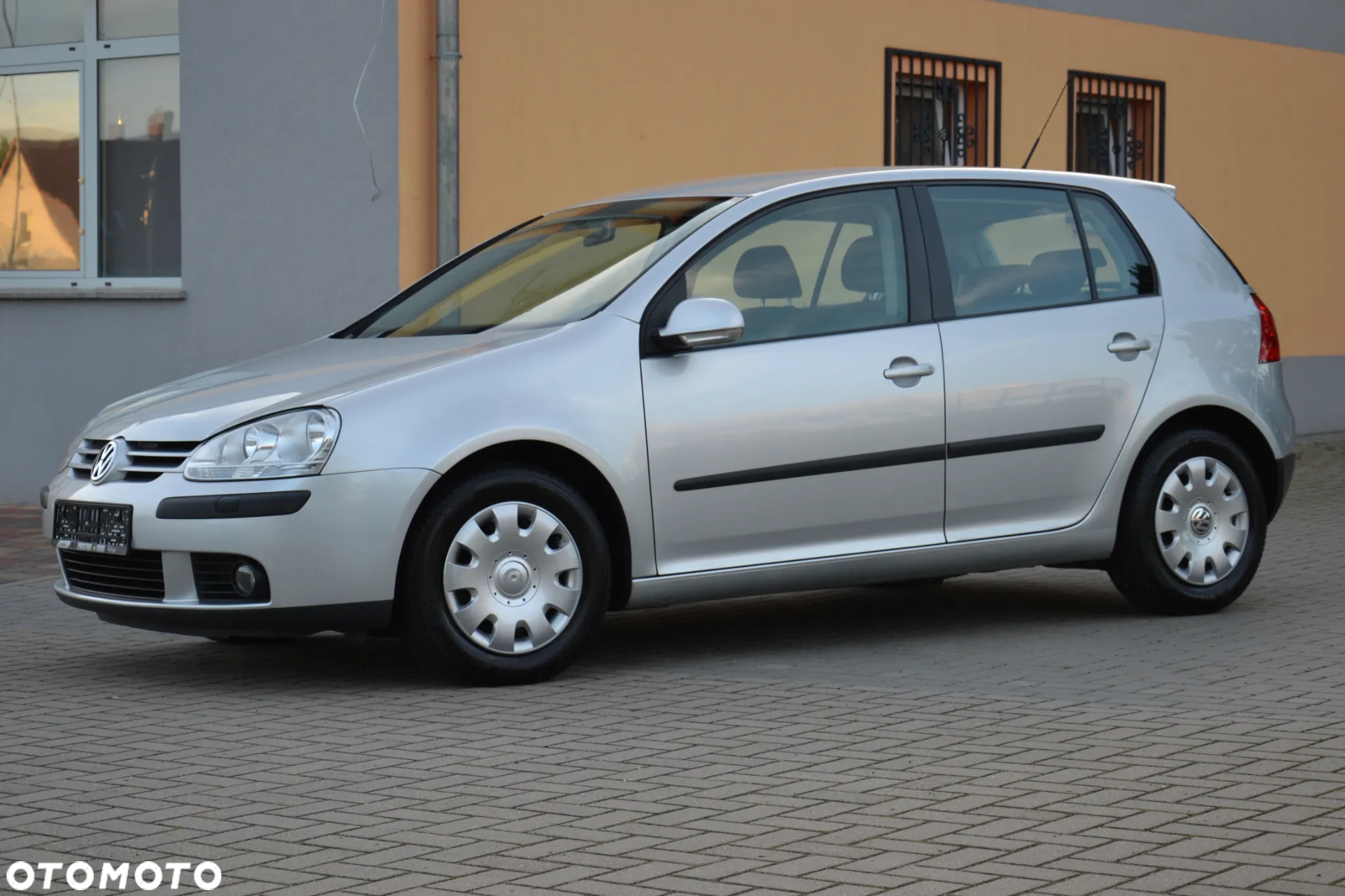 Volkswagen Golf 1.4 Comfortline - 4
