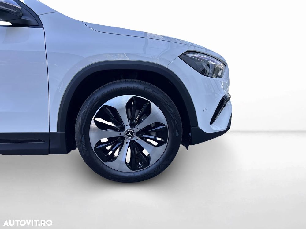 Mercedes-Benz GLA 220 4MATIC MHEV - 15