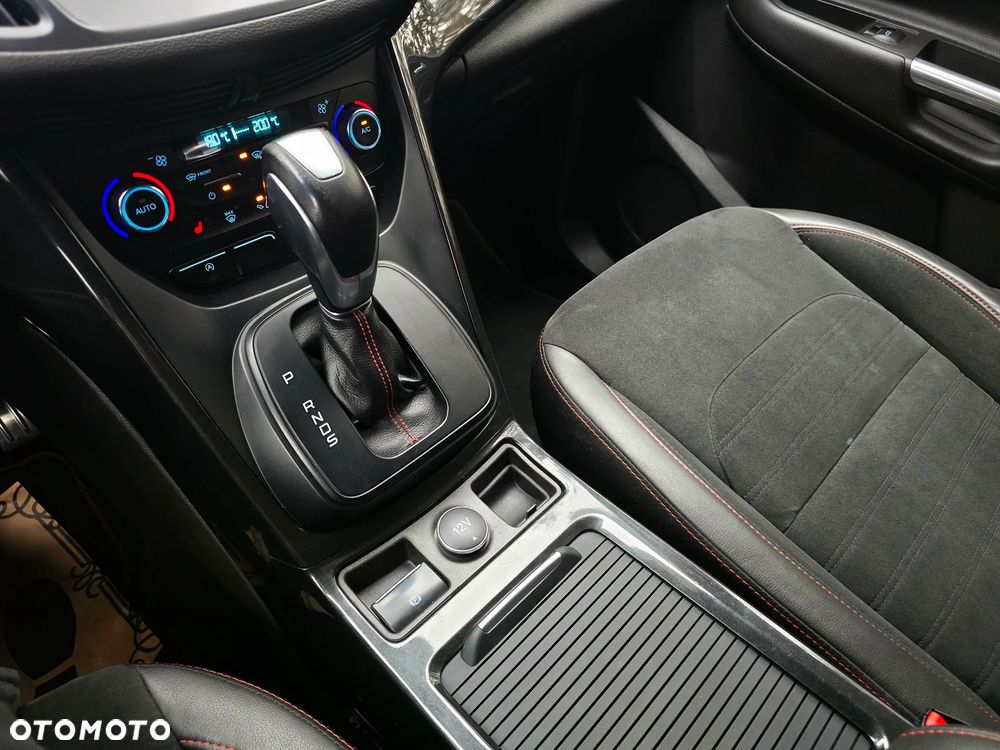 Ford Kuga 2.0 TDCi 4x4 ST-Line - 17