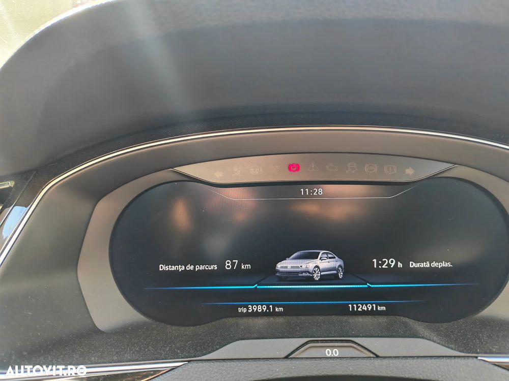 VOLKSWAGEN Passat 2019 — imagine 10