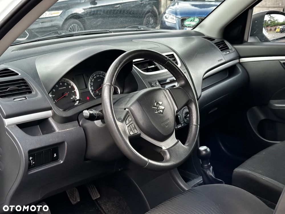 Suzuki Swift 1.2 Black&White - 12