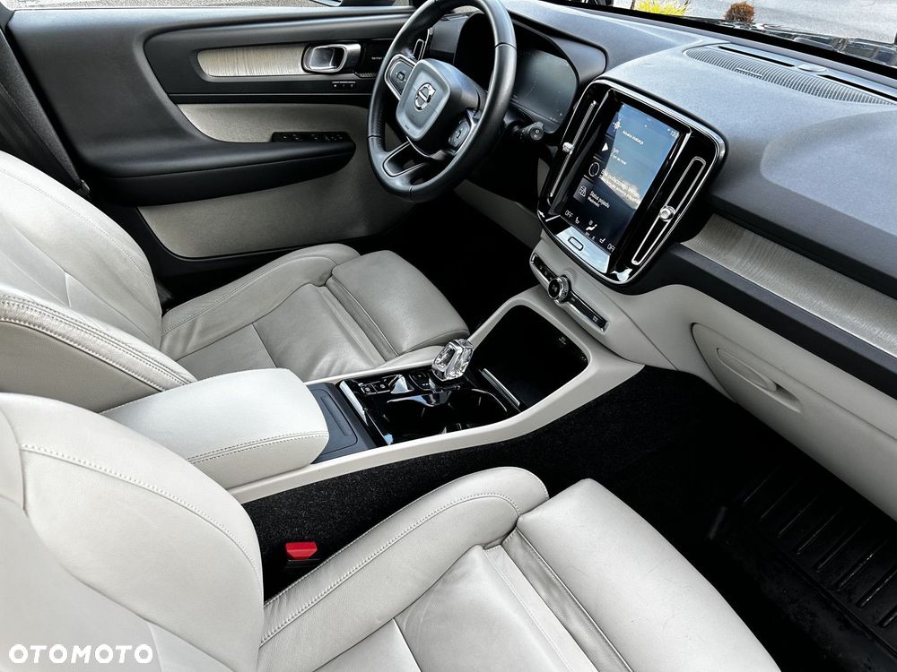 Volvo XC 40 - 12