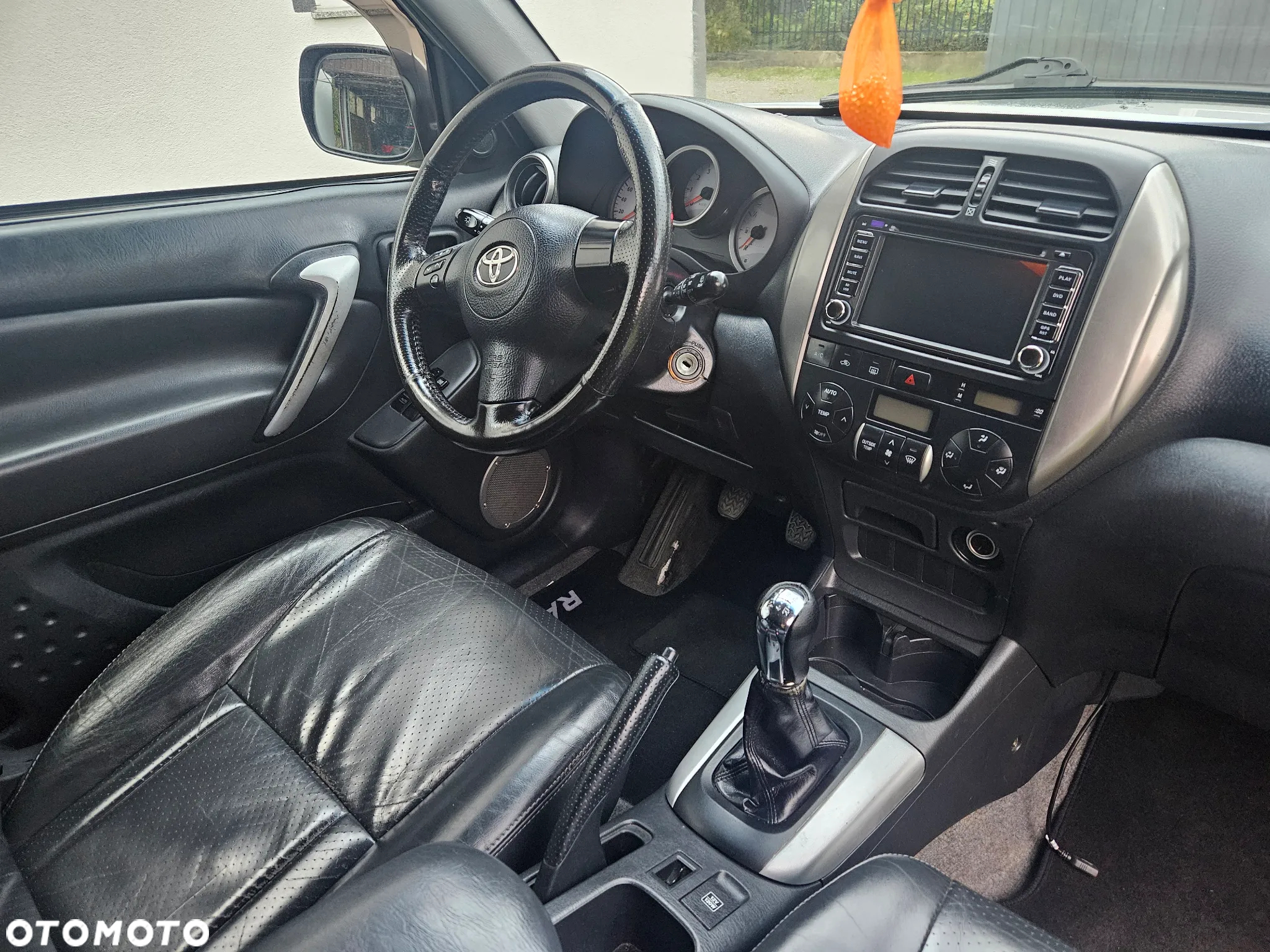 Toyota RAV4 - 7