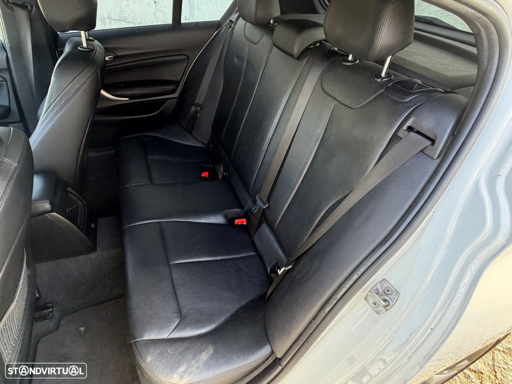 BMW 116 d Pack M - 10