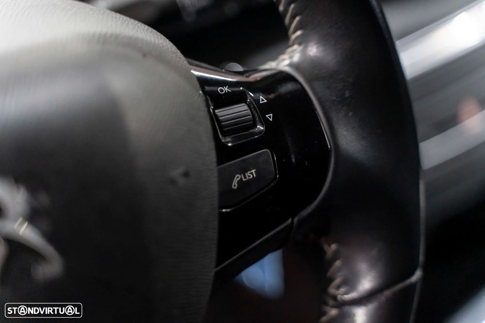 Peugeot 308 1.2 PureTech Style - 7