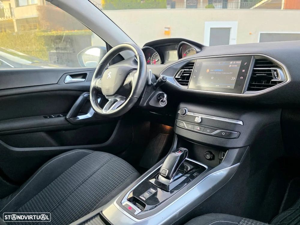 Peugeot 308 1.5 BlueHDi Style EAT8 - 15