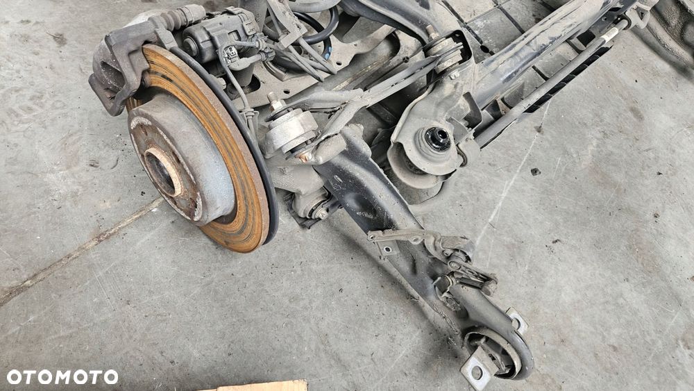belka zawieszenie oś tył sanki kompletne mercedes a klasa w176 220 cdi - 4