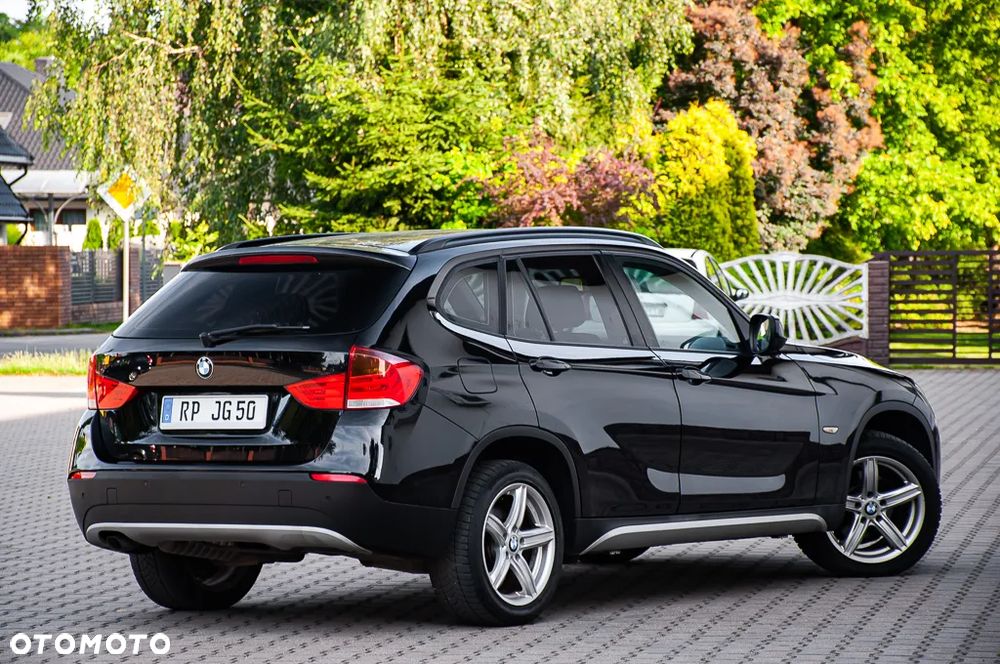 BMW X1 xDrive18d - 27