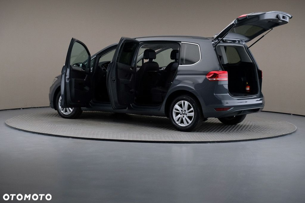 Volkswagen Touran - 7