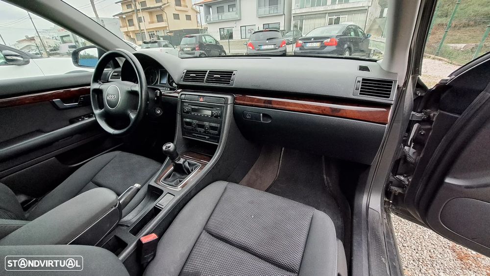 Audi A4 1.9 TDI m5 - 22