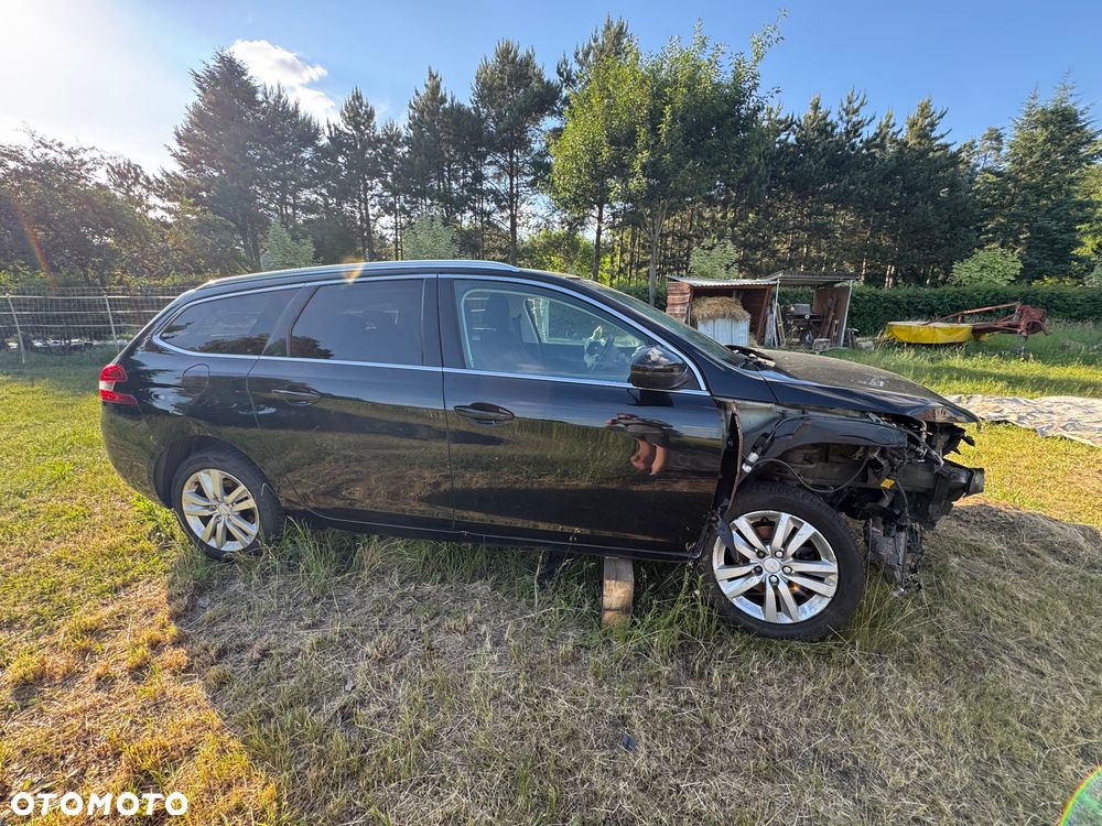 Peugeot 308 1.6 BlueHDi Active S&S - 4