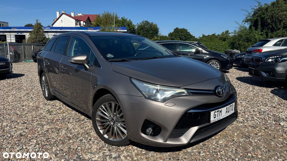 Toyota Avensis Touring Sports 1.8 Multidrive S Executive - 20