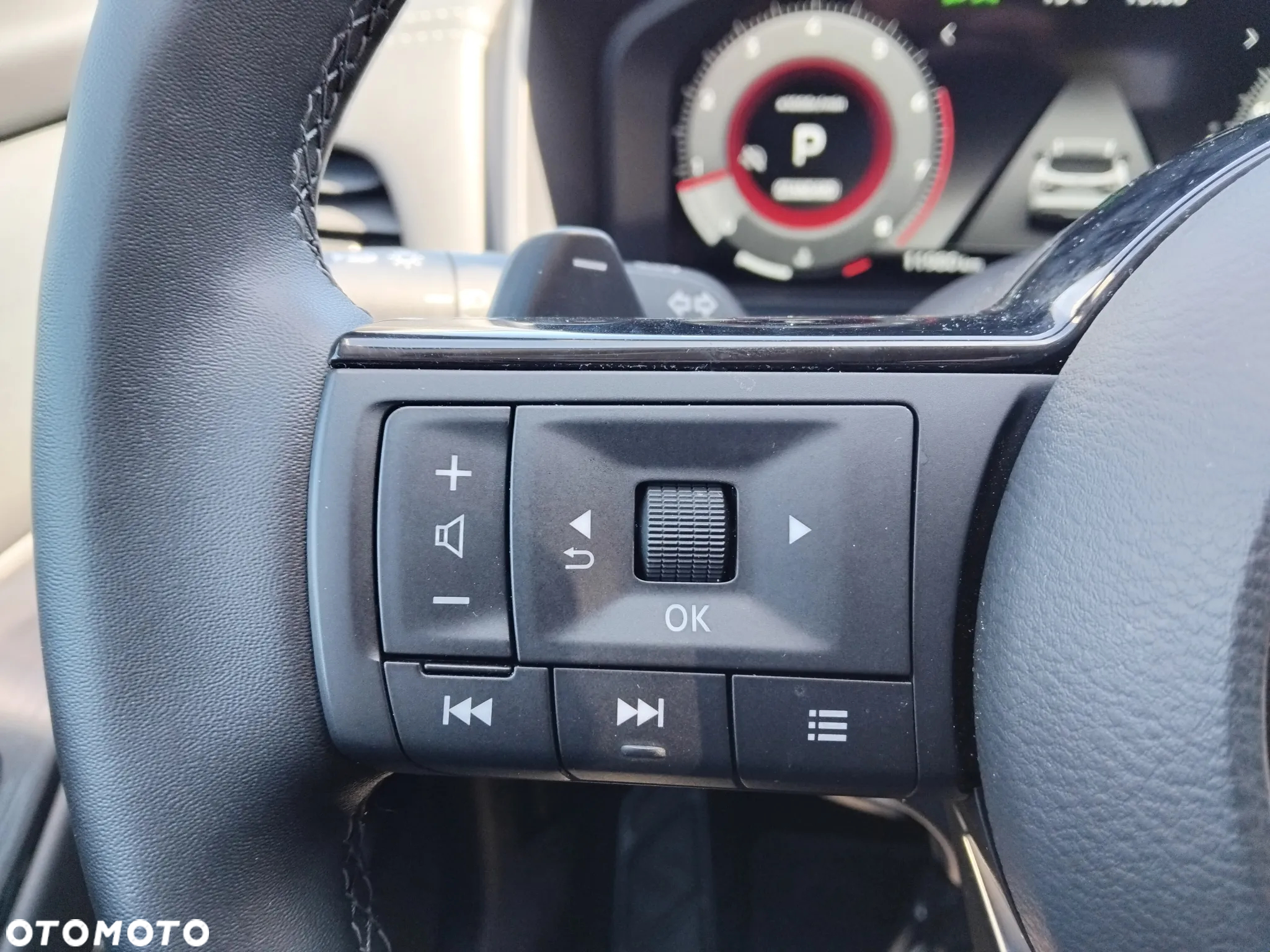 Nissan Qashqai 1.3 DIG-T mHEV N-Connecta Xtronic - 10