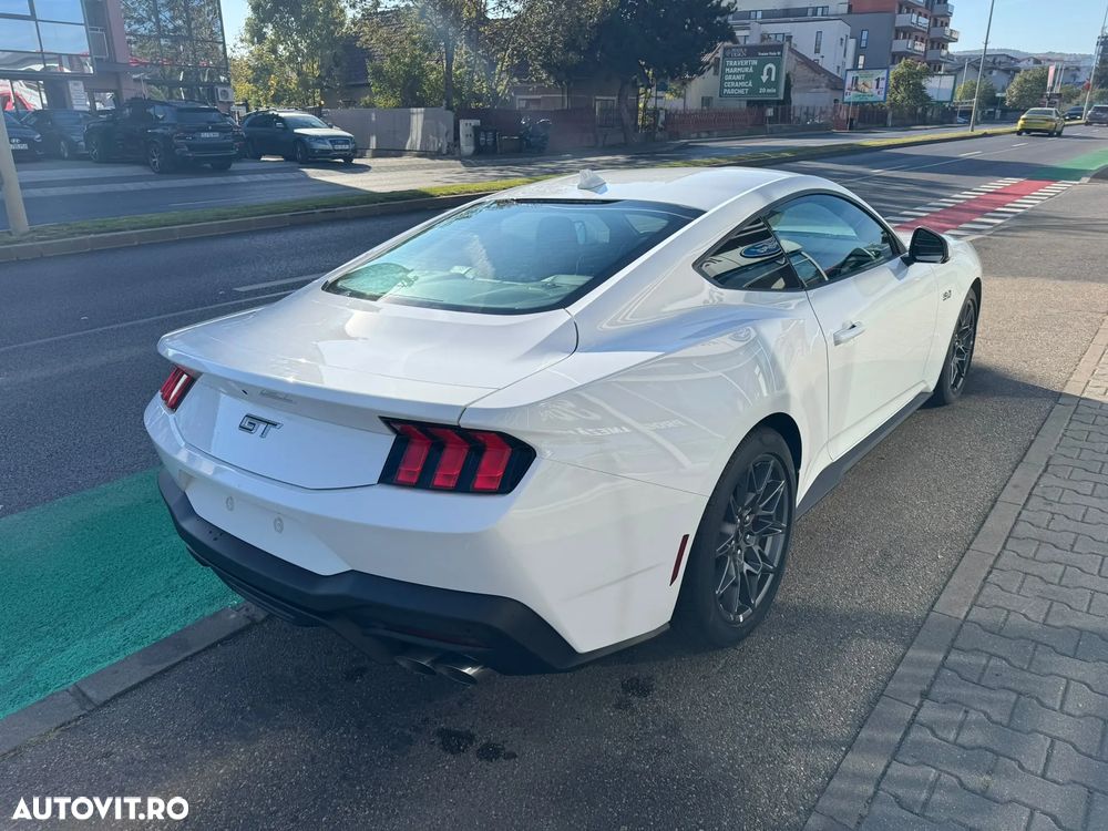 Ford Mustang 5.0 V8 Aut. GT - 10