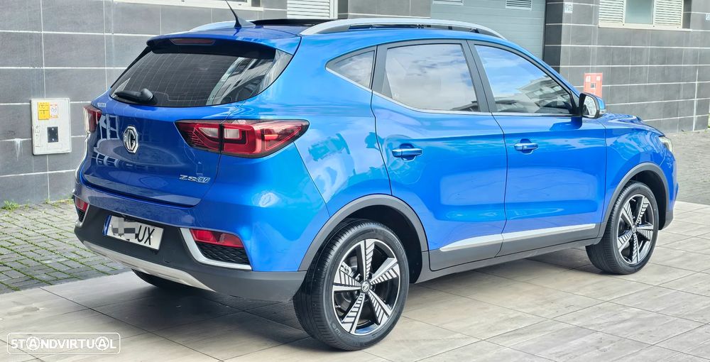MG ZS Luxury - 21