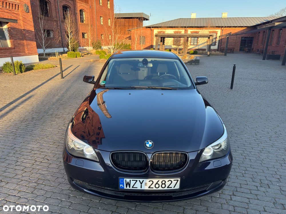 BMW Seria 5 525d - 9