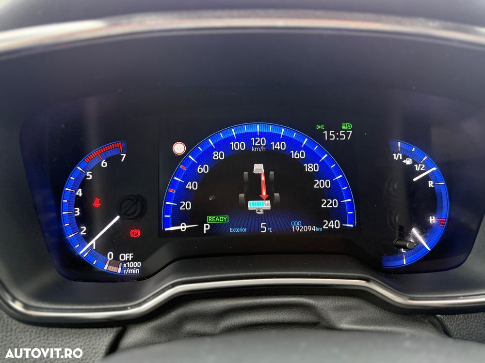 Toyota Corolla 1.8 HSD Dynamic - 16