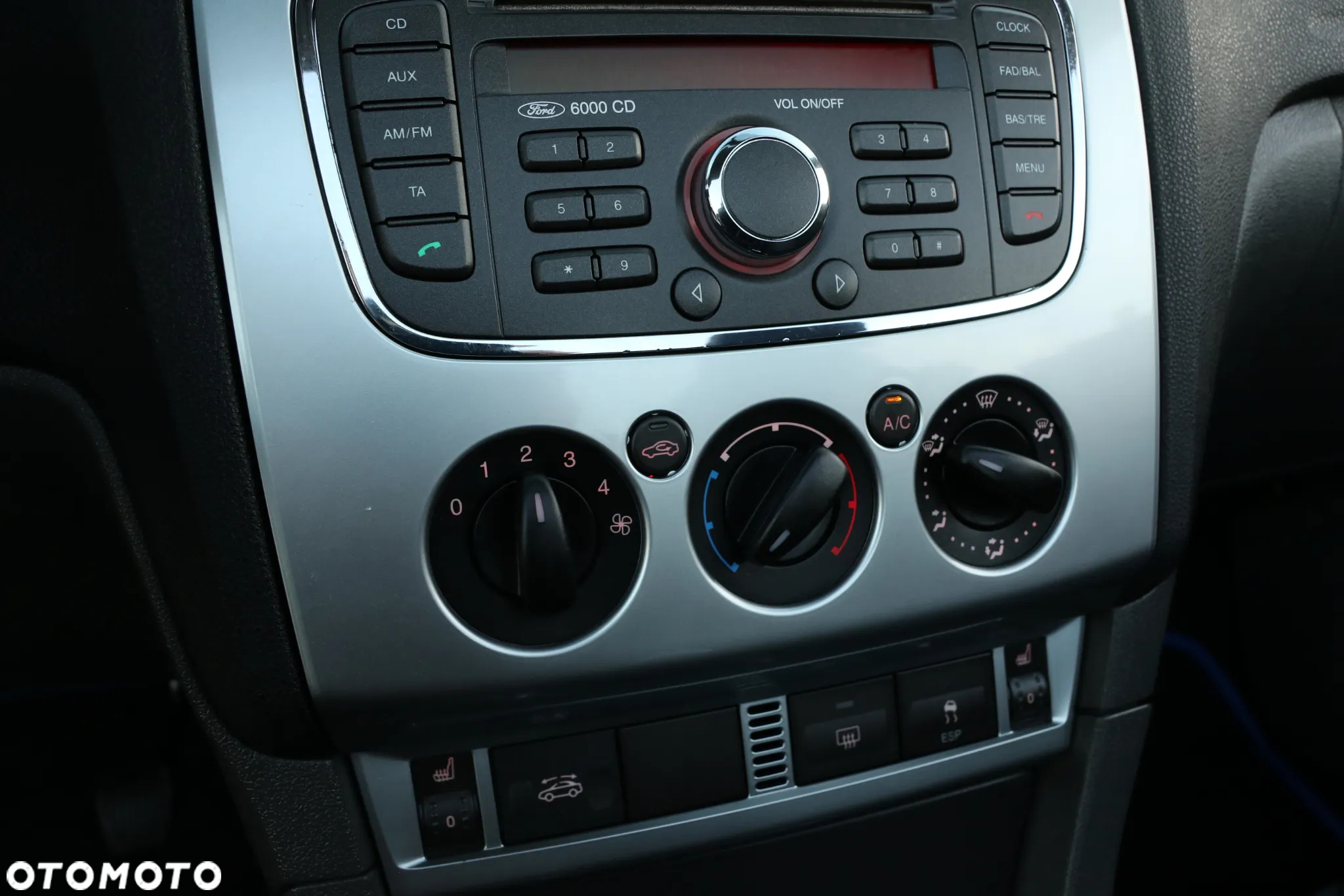 Ford Focus - 37