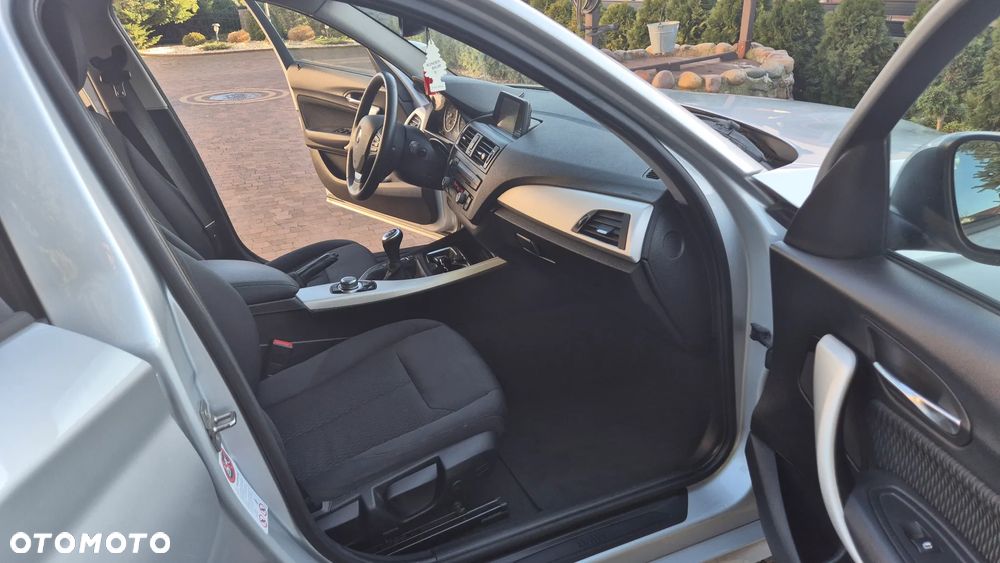 BMW Seria 1 116d DPF - 14