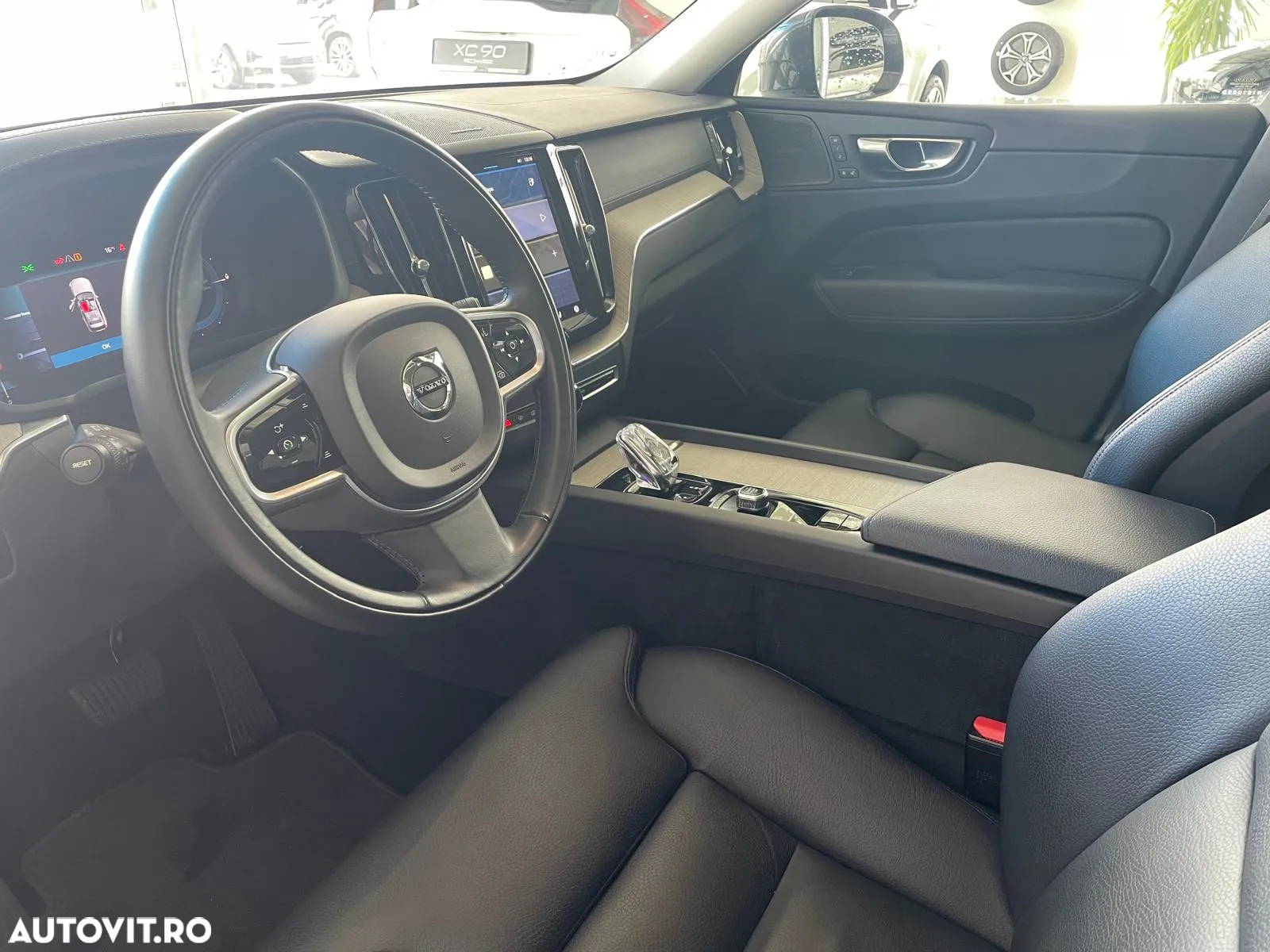 Volvo XC 60 Recharge T6 Twin Engine eAWD Inscription Expression - 13