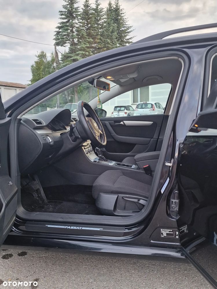 Volkswagen Passat 2.0 TDI Highline DSG - 19