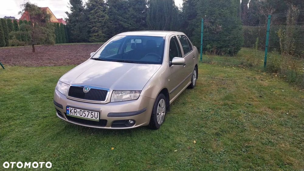 Skoda Fabia - 11