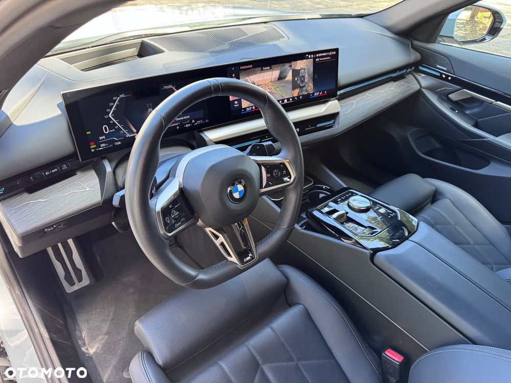BMW Seria 5 520d xDrive mHEV M Sport - 30