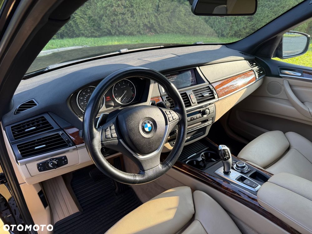 BMW X5 3.5i xDrive - 10
