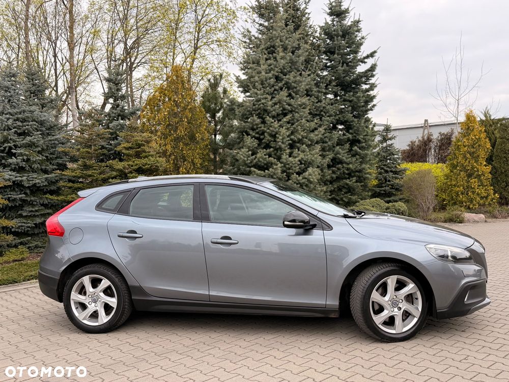 Volvo V40 D2 Summum - 18
