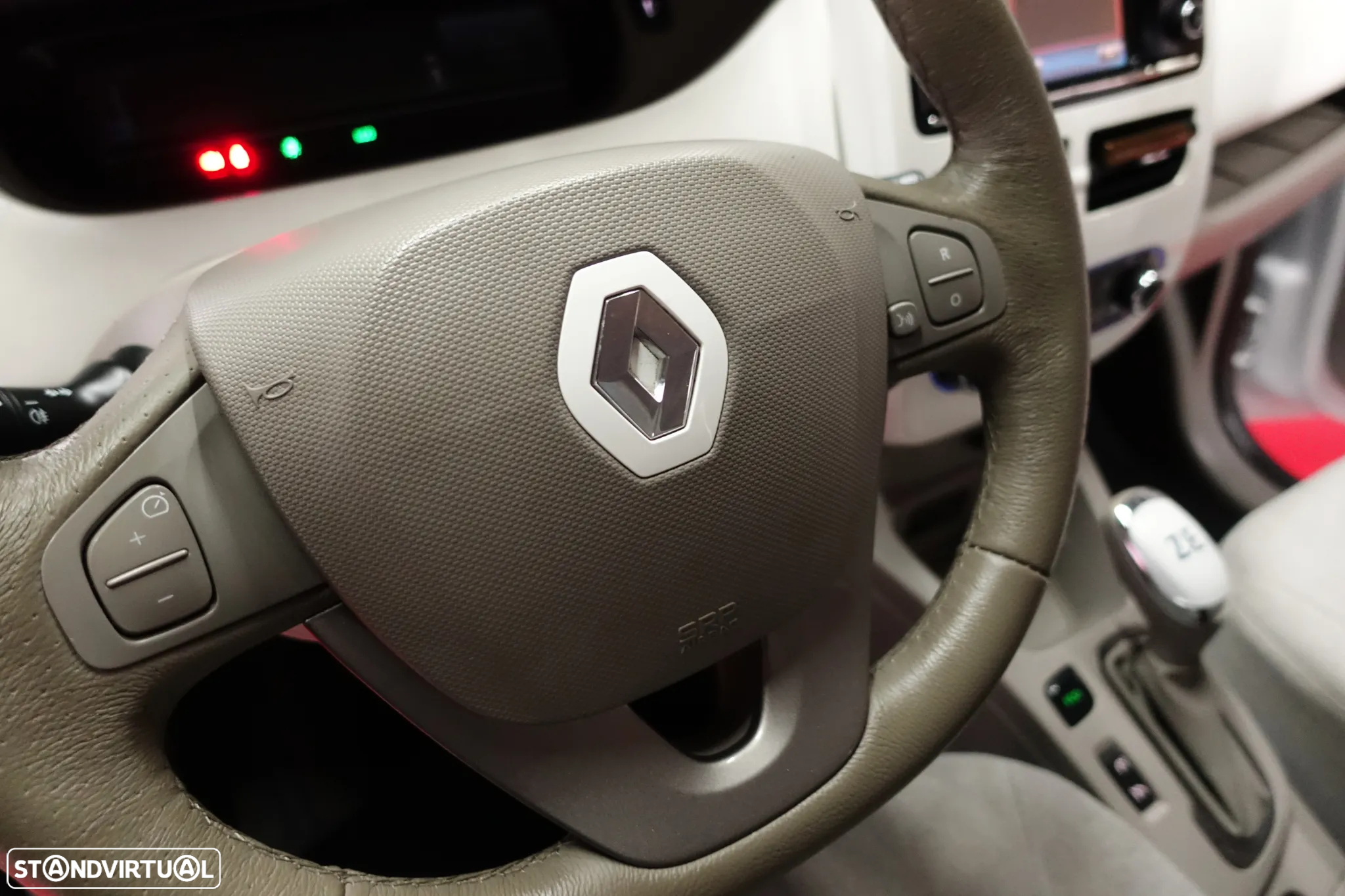 Renault Zoe (c/ Bateria) Limited 40 - 34