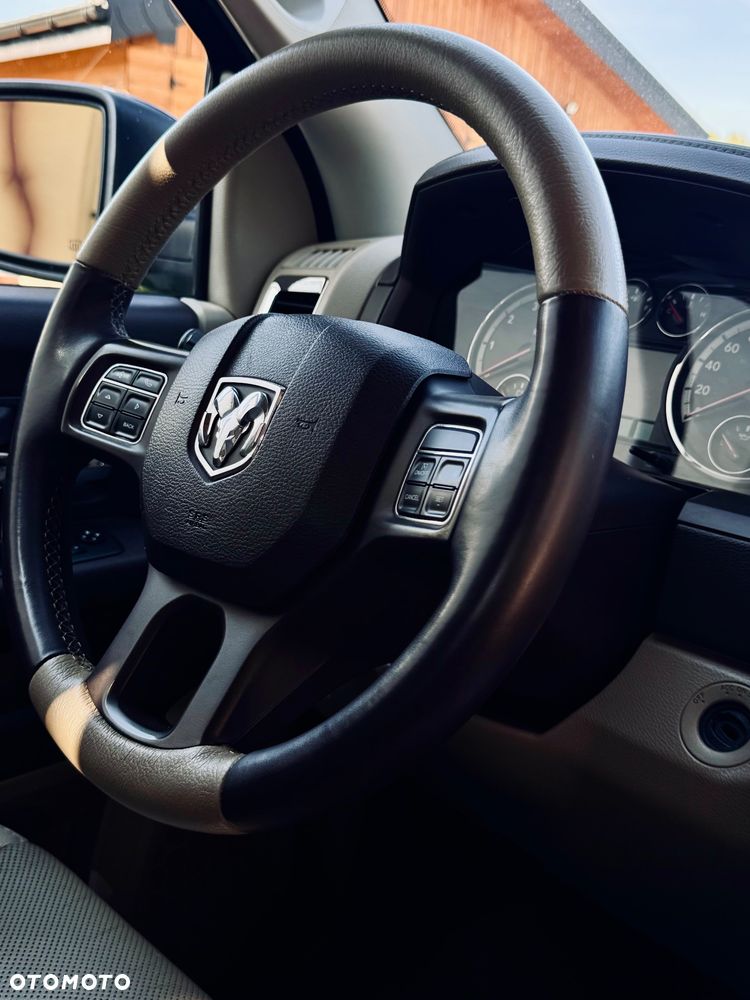 Dodge RAM 5.7 4x4 - 7