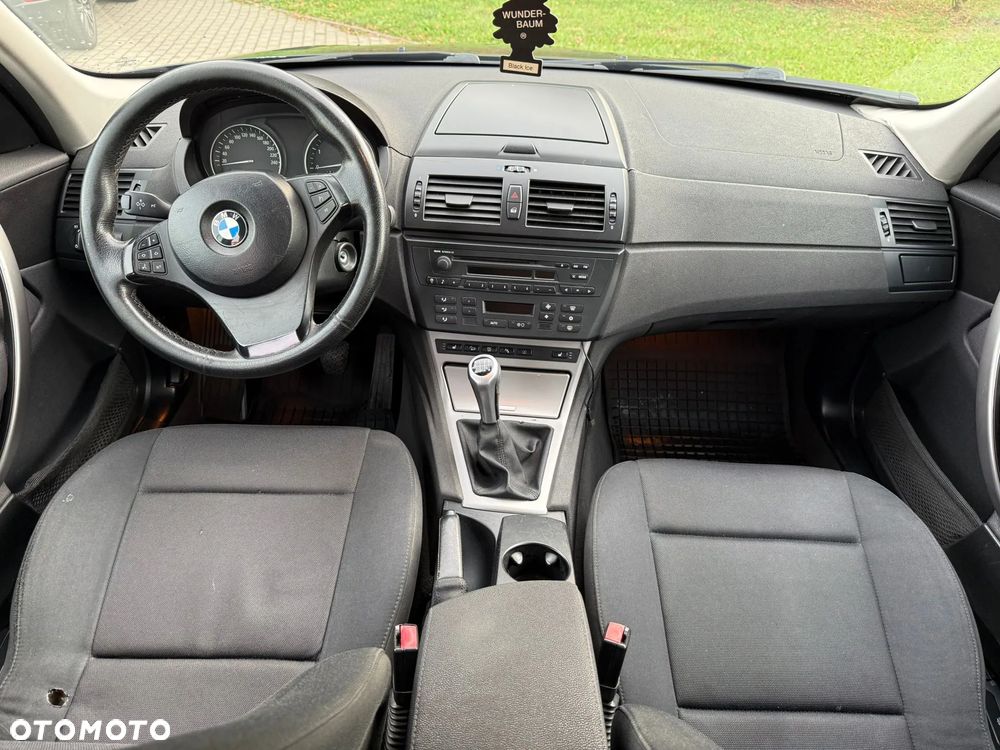BMW X3 2.0d - 17