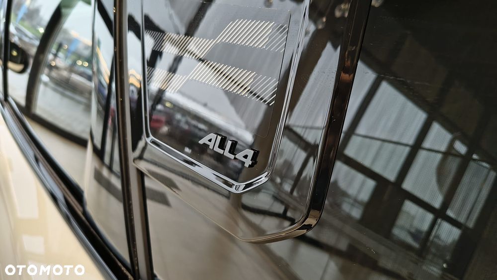 MINI Countryman Cooper S ALL4 John Cooper Works Trim - 11