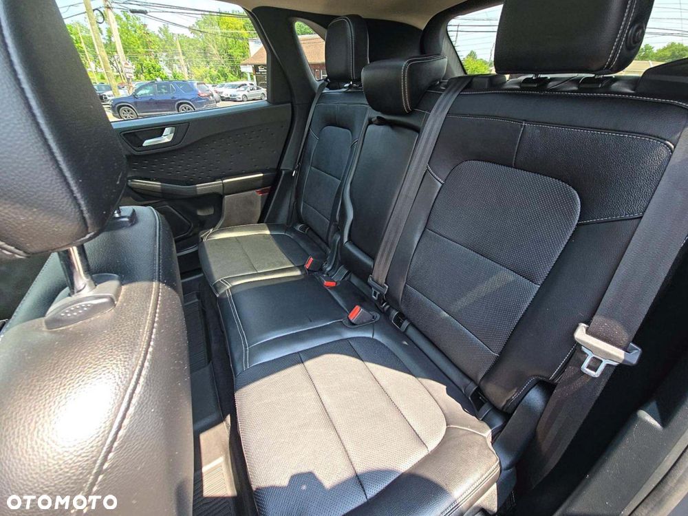 Ford Escape 2.0 EcoBoost AWD Titanium - 12