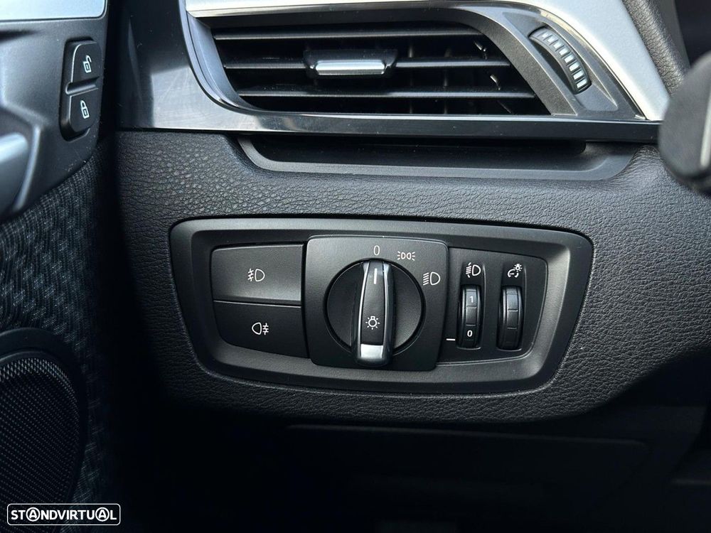 BMW X1 18 d sDrive Auto - 42