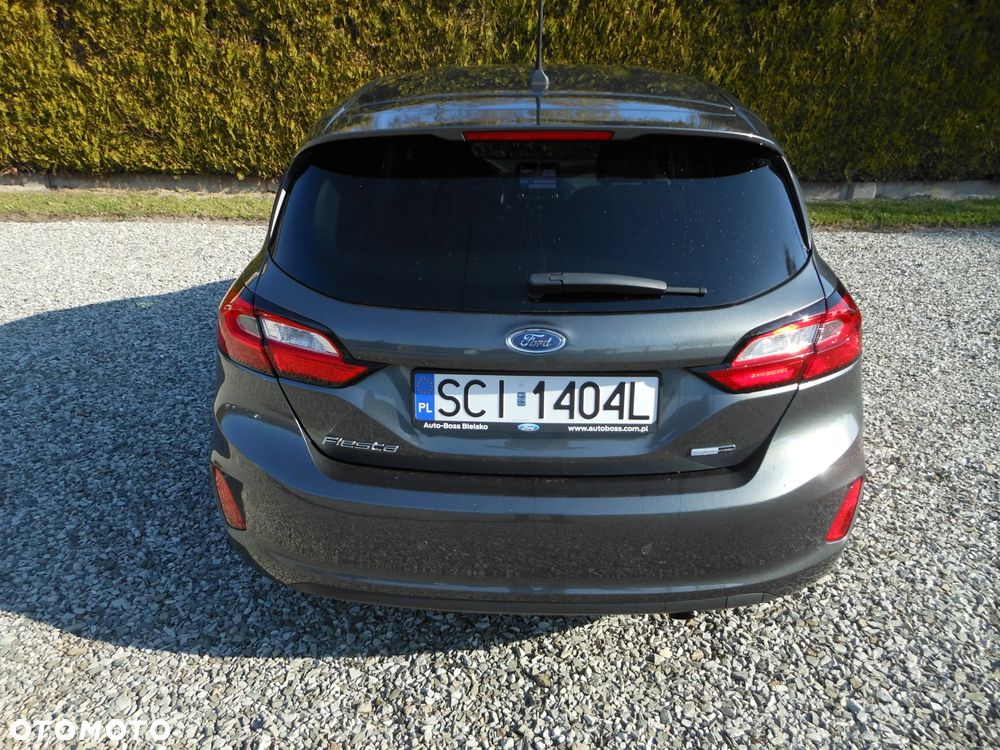 Ford Fiesta 1.0 EcoBoost Hybrid S&S TITANIUM - 29