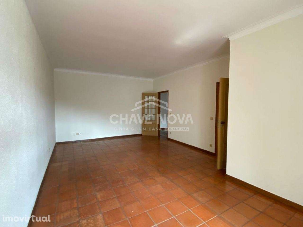 T3 c/ Varanda e Garagem na Maia - Grande imagem: 2/15