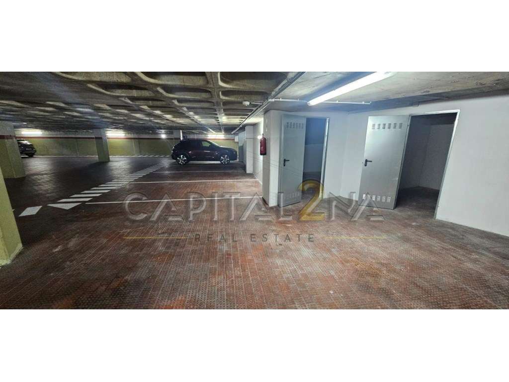 Vende-se Estacionamento com Rentabilidade Centro da Amadora - Grande imagem: 5/10
