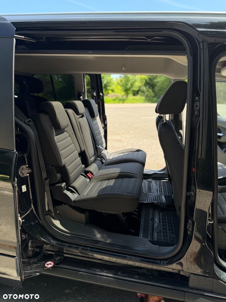 Ford Tourneo Connect - 24