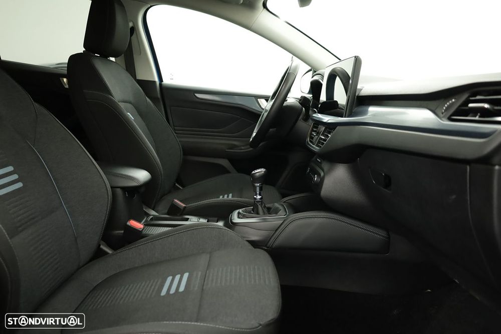 Ford Focus SW 1.0 EcoBoost MHEV Active X - 21