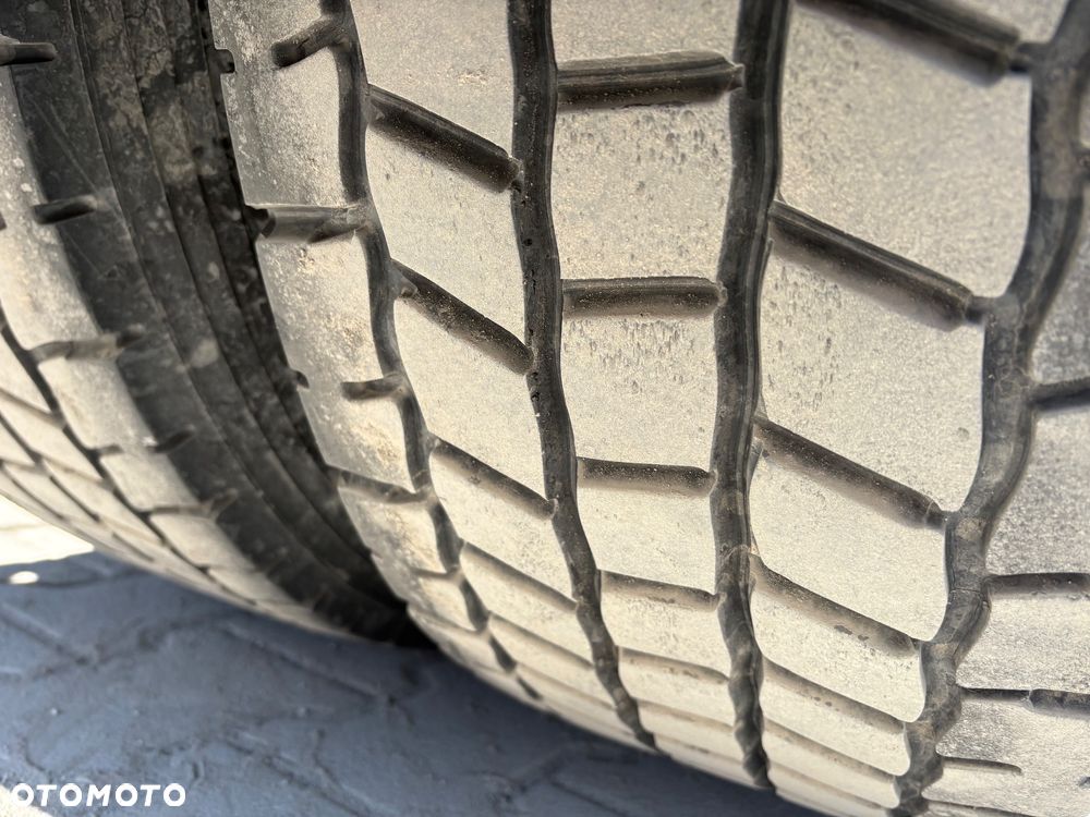 Mercedes-Benz Actros - 10