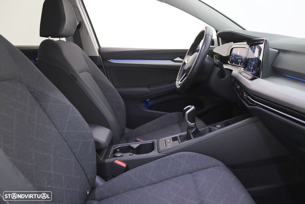 VW Golf 1.0 TSI Life - 10