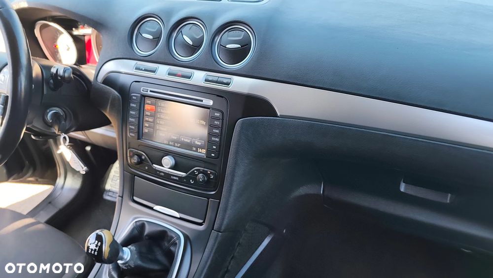 Ford Galaxy 2.0 TDCi Ghia - 22