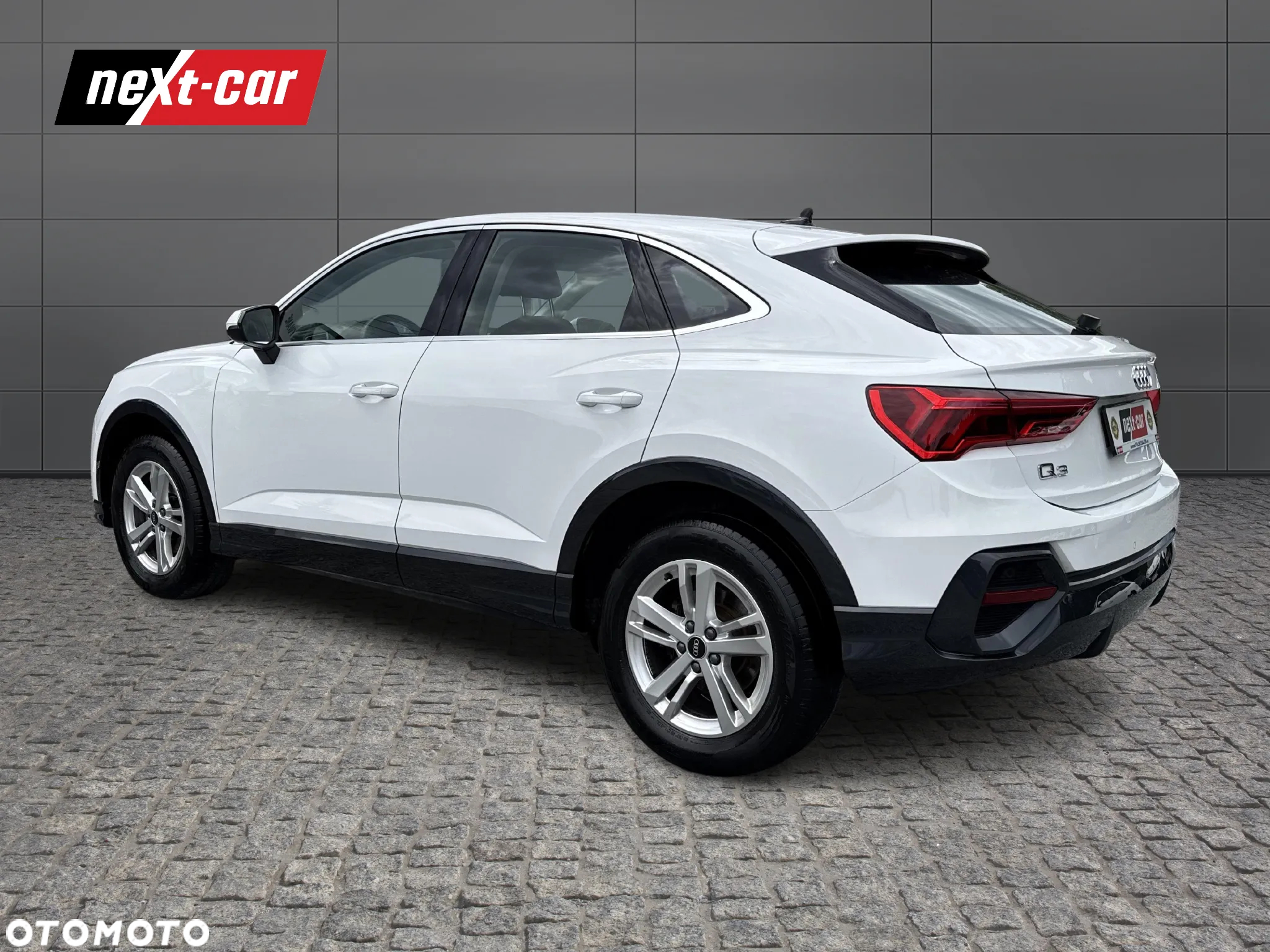 Audi Q3 Sportback ver-35-tfsi-advanced-s-tronic - 3